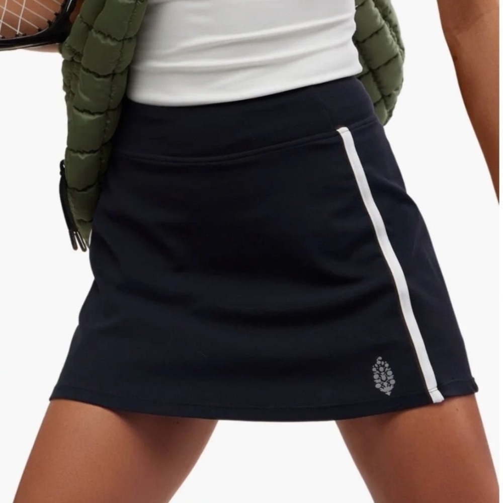 FP Movement Never Better Volley Skort Black White Stripe Tennis Skirt Large